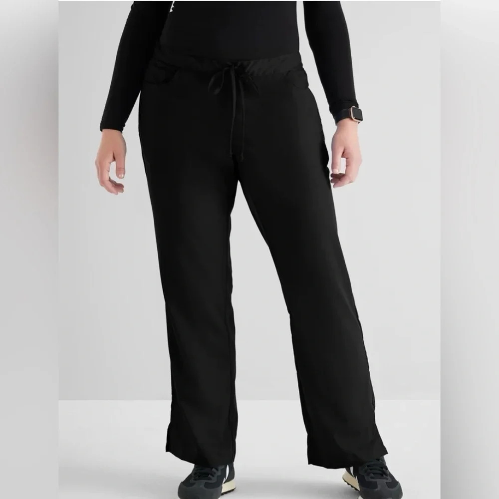 Grey’s anatomy Professional wear, NWT
Active
Black scrub pant 
Size small